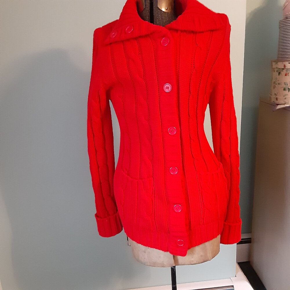 VINTAGE SUSAN ESS RED CABLE KNIT ACRYLIC SWEATER SMALL